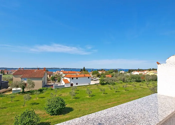 Ivo 1328 Gostinjska kuća 3*