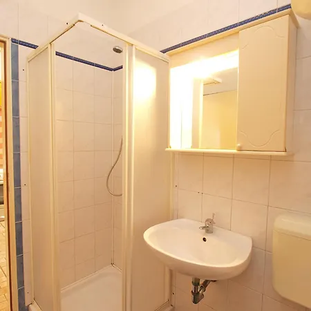 Guest house Ivo 1328 Fazana