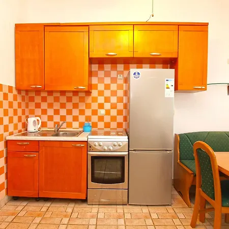 Ivo 1328 Guest house