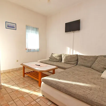 Guest house Ivo 1328 Fazana