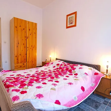 Ivo 1328 Guest house