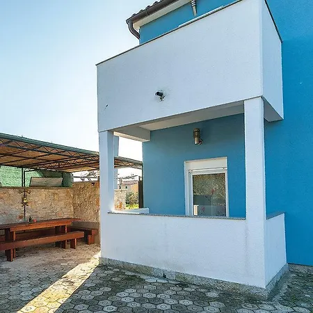 Ivo 1328 Guest house