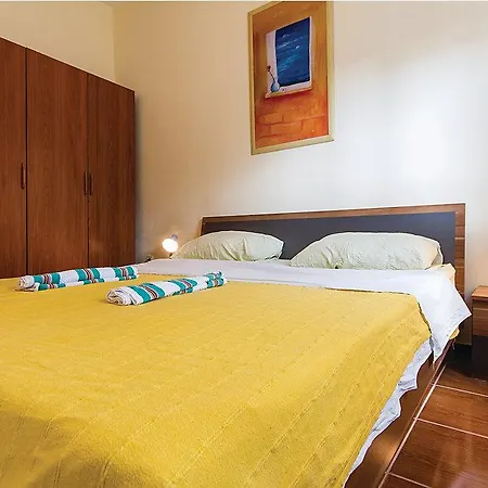 Guest house Ivo 1328