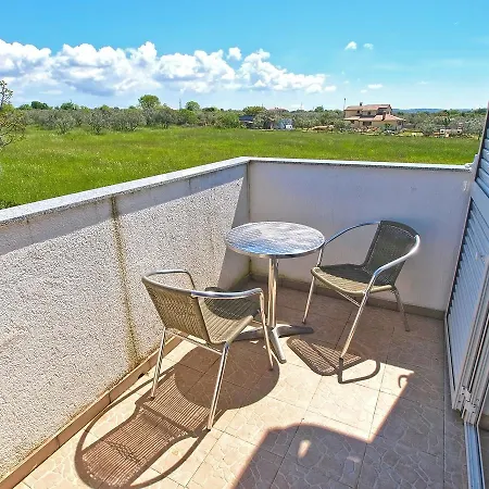 Guest house Ivo 1328 Fazana